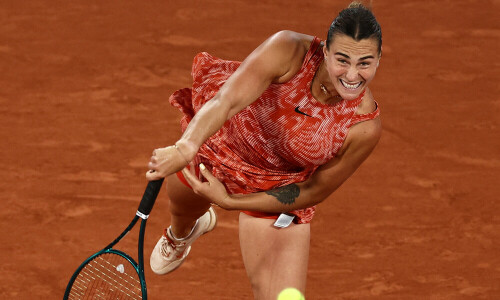 Sabalenka powers into French Open second round