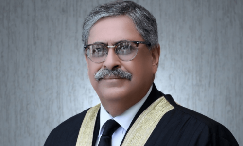 مخصوص نشستوں کا کیس: ہر دور میں سیاسی جماعتوں کو نشانہ بنایا گیا، جسٹس اطہر من اللہ