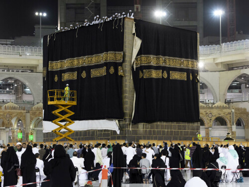 Saudi warns of above-average heat during the Hajj