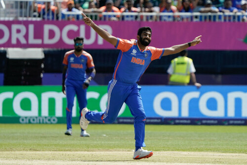 &lsquo;Genius&rsquo; Bumrah does it again for India at T20 World Cup