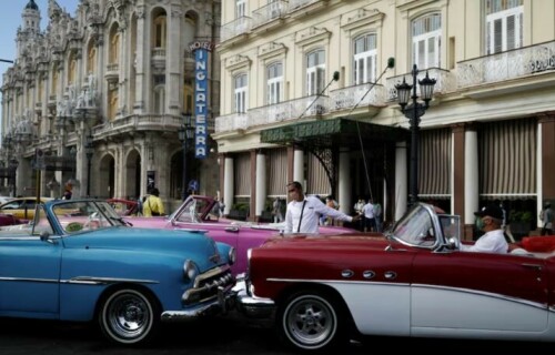 Cuba woos Russians, Chinese to revive ailing tourist sector