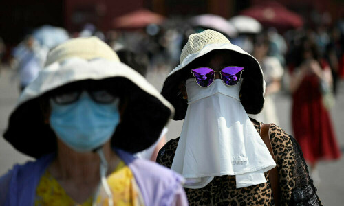 North China bakes under searing heatwave