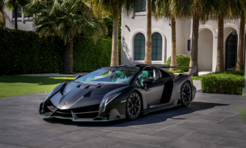 Supercar Blondie: a Dubai Lamborghini has broken the world record for most expensive online car sale