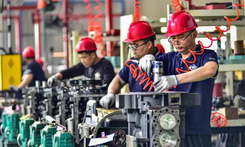 China retail sales up, industrial production slows in May