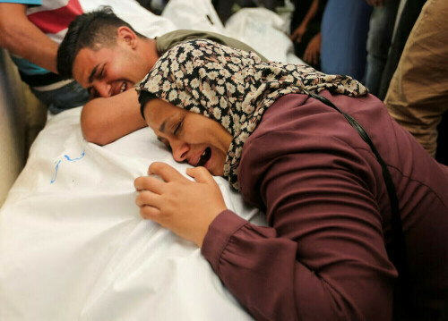 اسرائیلی فوج کا رفح پر حملہ، کیمپوں میں موجود 17 فلسطینی شہید