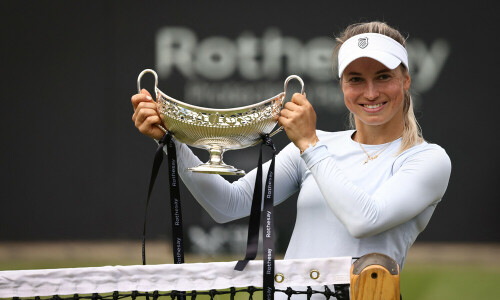 Putintseva beats Tomljanovic in Birmingham tennis final