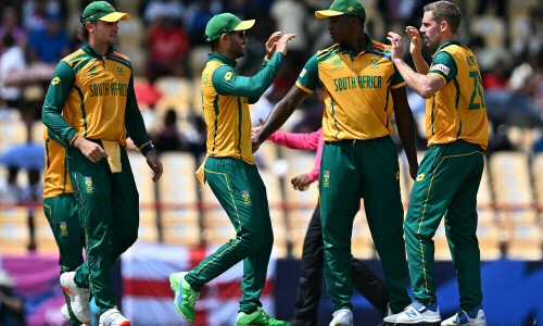South Africa ignore near-misses with eye on T20 World Cup final