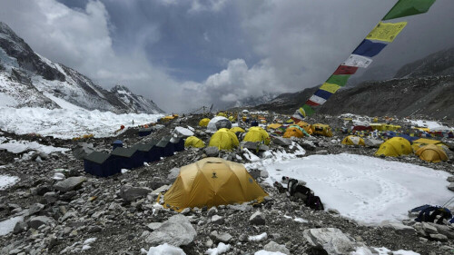 As ice melts, Everest&rsquo;s &lsquo;death zone&rsquo; gives up its ghosts