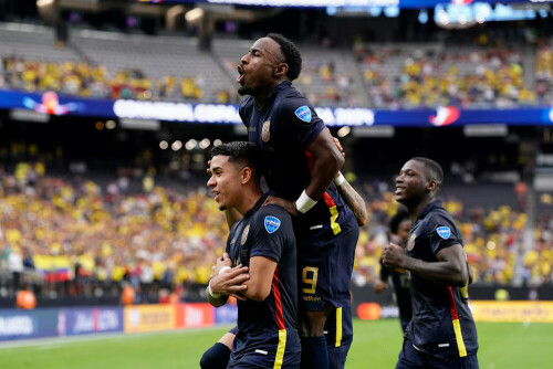 Ecuador beat Jamaica 3-1 in Copa America
