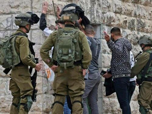 Israeli storms Gaza City neighbourhood, orders Palestinians to go south