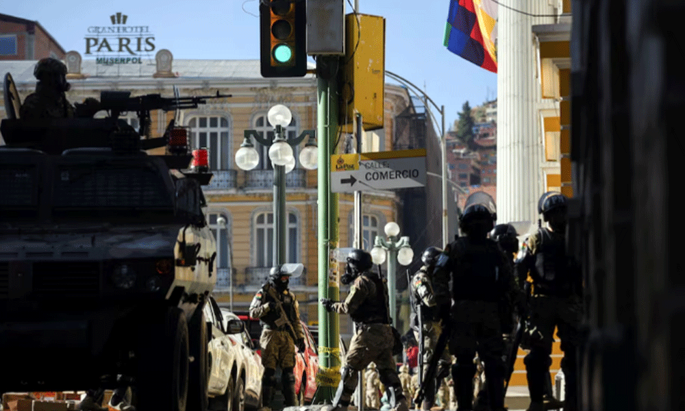 Bolivian army chiefs arrested after coup attempt