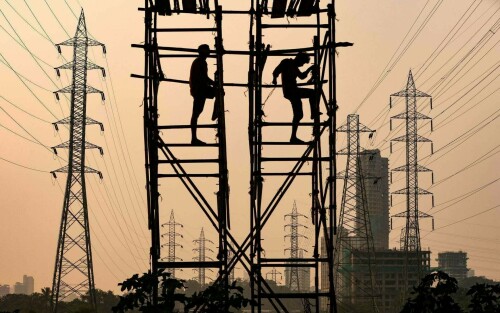 بجلی کے نرخوں میں اضافہ اور لوڈ شیڈنگ: سماعت کے دوران صارفین کی نیپرا پر شدید تنقید