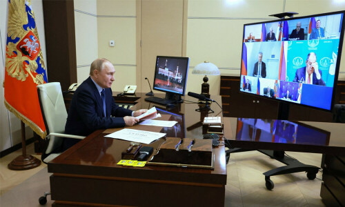Putin says Russia should produce previously banned missiles