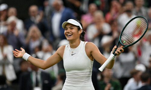 Raducanu rediscovers Wimbledon &lsquo;fun&rsquo; factor after turbulent spell