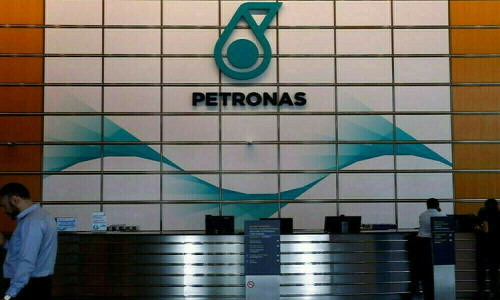 Malaysia&rsquo;s Petronas adds three new LNG vessels ahead of LNG Canada start-up
