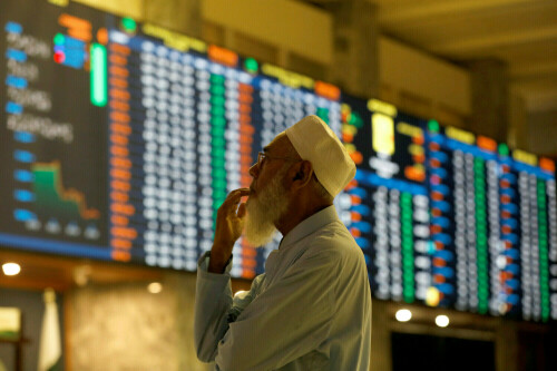 Despite disrupted session, KSE-100 settles at new record high Despite disrupted session, KSE-100 settles at new record high