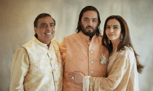 Father of the groom: Asia&rsquo;s richest man Mukesh Ambani