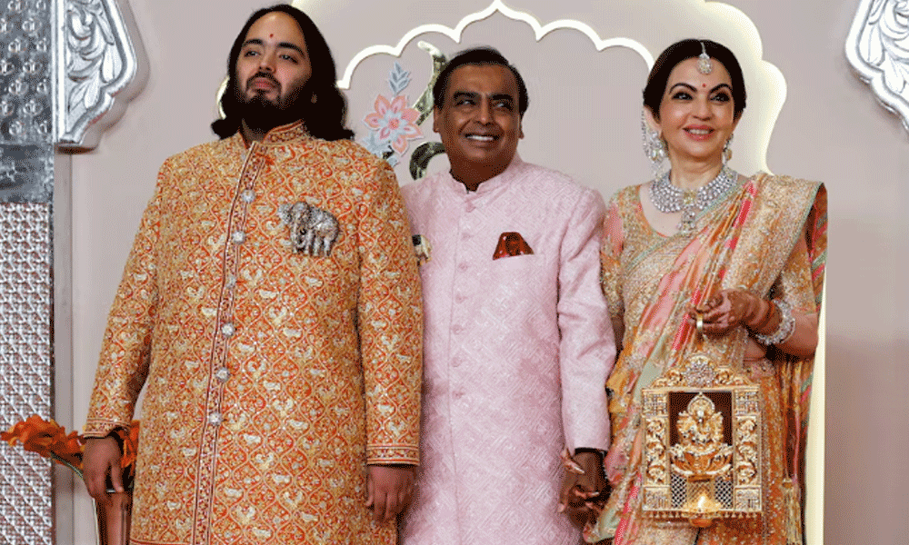 Wedding party resumes for son of Asia&rsquo;s richest man