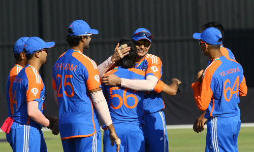 India crush Zimbabwe to wrap up T20 series win