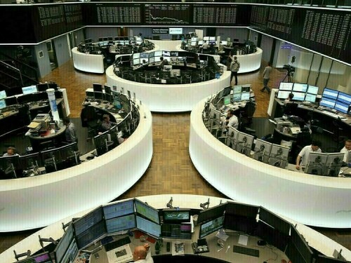 Europe&rsquo;s STOXX 600 logs weekly decline as tech, resources shares weigh