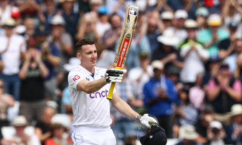 Root, Brook tons leave West Indies with tough chase against England
