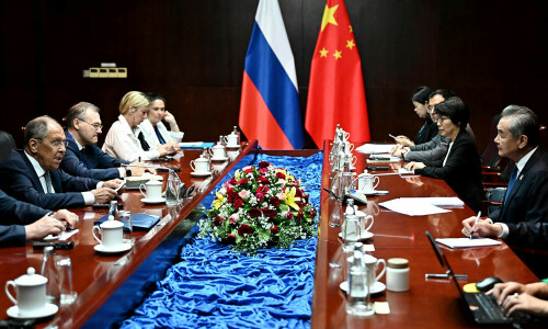 Russia, China FMs meet as ASEAN talks get underway in Laos