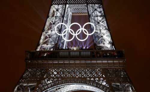Celine Dion makes return to live stage in Paris opening ceremony