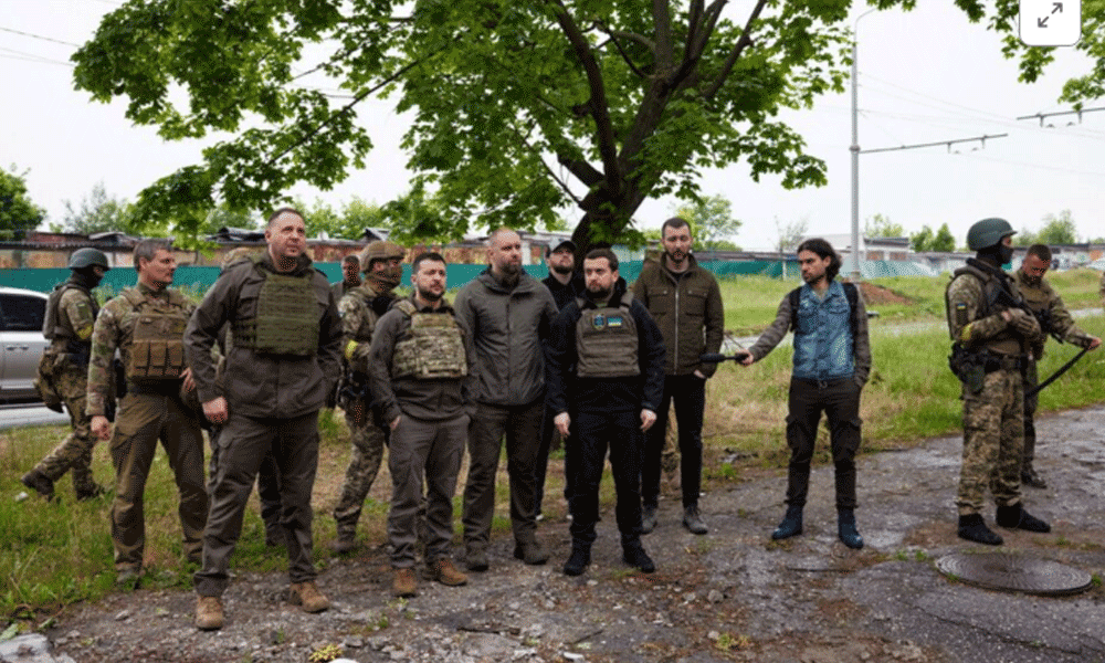 Ukraine&rsquo;s Zelenskiy visits frontline area in Kharkiv region
