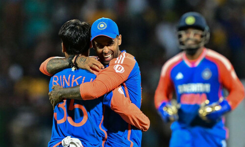 Suryakumar&rsquo;s bowling heroics help India to Super Over T20 win