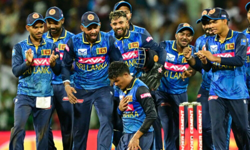 Vandersay&rsquo;s 6-33 spins Sri Lanka to big ODI win over India