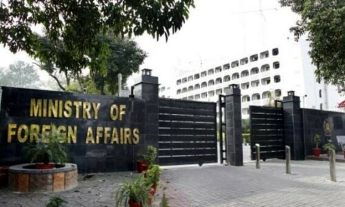 FO issues travel advisory for Pakistani nationals in Lebanon