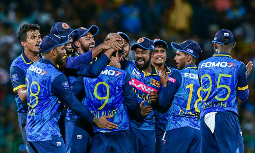 Wellalage stars as Sri Lanka hammer India to clinch ODI series
