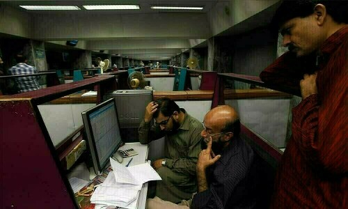 KSE-100 sheds 589 points amid wider market selling pressure