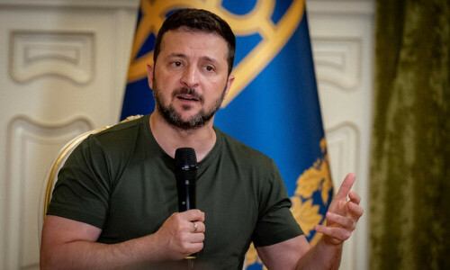 Zelenskiy says: Russia must be forced to make peace if Putin wants to fight