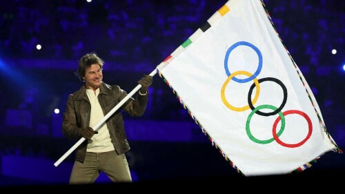 Olympic flag arrival kicks off 2028 &lsquo;pressure&rsquo; for Los Angeles