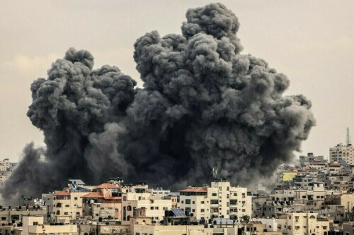 Israel pounds Gaza ahead of ceasefire talks
