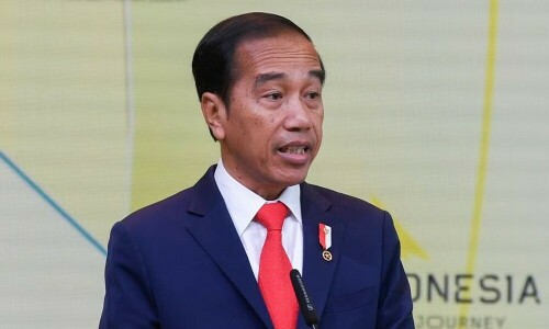 Indonesia leader to reshuffle cabinet weeks before leaving office