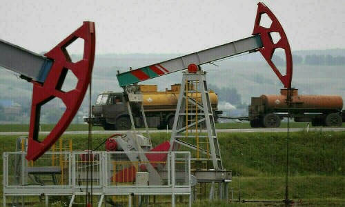 Oil prices dip as Middle East tensions ease, China data weak