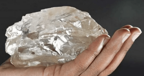 One of the world&rsquo;s largest diamonds found in Botswana