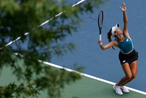 McCartney Kessler secures first WTA title in Cleveland