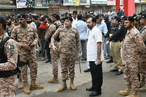 2 dead, 10 injured in firing near Karachi&rsquo;s Golimar area