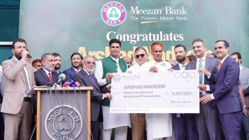 Meezan Bank honours Arshad’s Olympic feat Meezan Bank honours Arshad’s Olympic feat