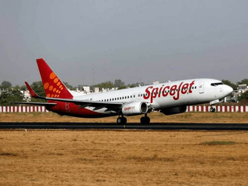 Dubai airport stops India&rsquo;s SpiceJet&rsquo;s passengers from checking in over airline dues