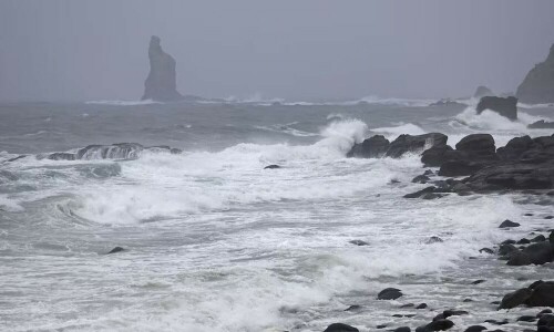 At least 6 dead in Japan as Typhoon Shanshan grinds on