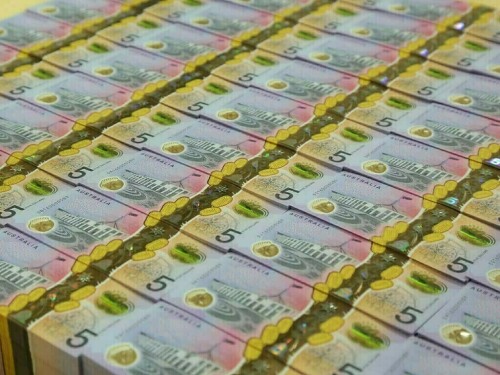 Australia, NZ dollars slip after bumper August, outlook uncertain