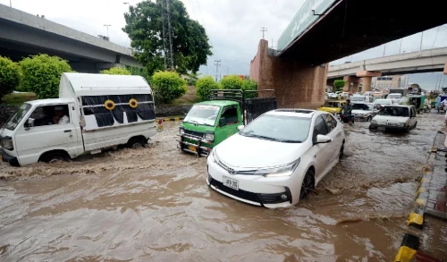 Sindh, Punjab to receive heavy rainfall in next 48 hours: Met Office