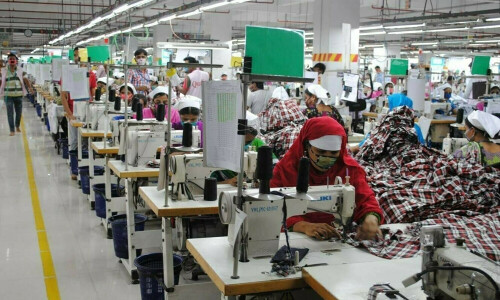 Workers see dramatic fall in share of global income: UN