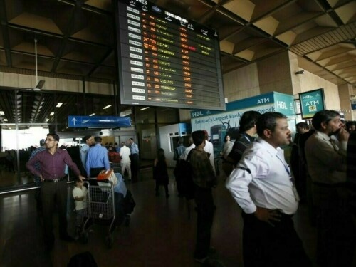 5 سال میں 32 لاکھ 70 ہزار سے زائد پاکستانی بیرون ملک بھیجے گئے
