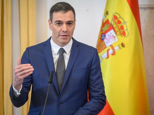 Spanish autos, pork in Beijing&rsquo;s sights with PM Sanchez in China