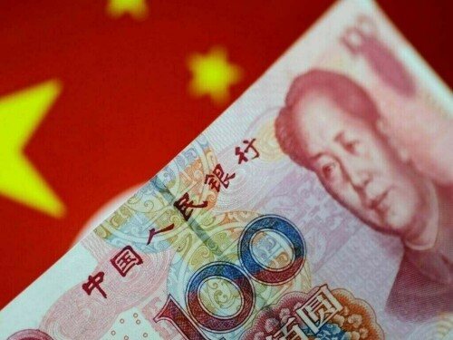 China&rsquo;s yuan dips as long-dated yield falls further amid deflation worries